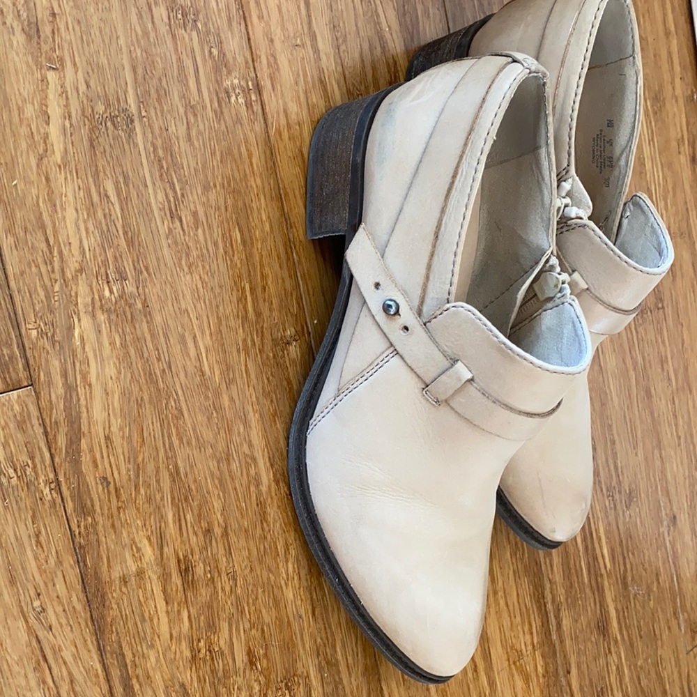 Naya cream brown ankle boot